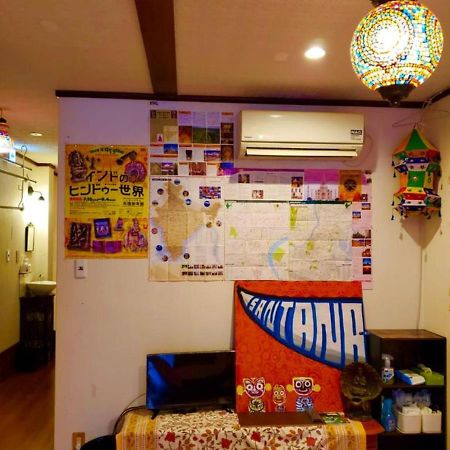 Santana Guest House Осака Екстериор снимка